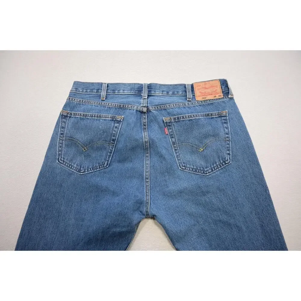 Levis color blue 